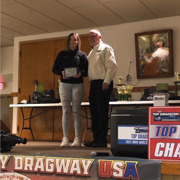 Please take a look at our closet and make an offer! - Picture 15 of 16